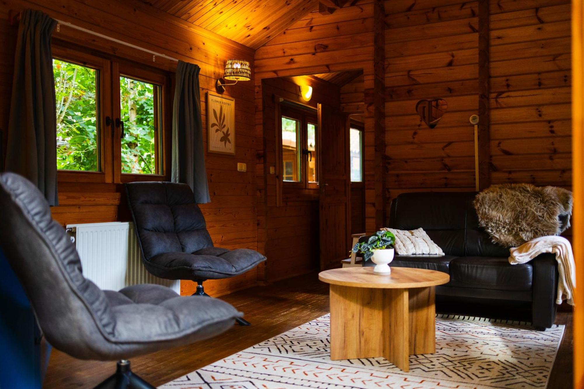 Sfeervolle Blokhut Met Fijne Buitenruimte @ Veluwe Epe Extérieur photo